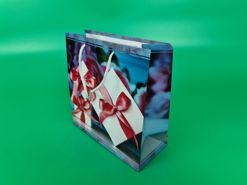 Пакет бумажный подарочный квадратный 23*24*10(артKV-209) (12 шт) Харьков - изображение 1