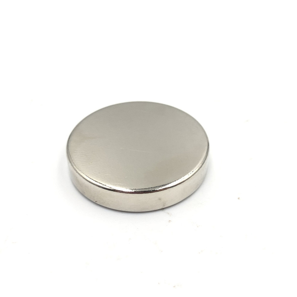 Сильный дисковый неодимовый магнит 30х3 мм Киев - изображение 7