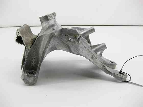 VAG  4M0199308BM Кронштейн/лапа двигуна правий Одесса