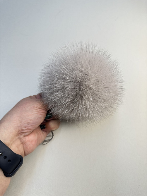 Помпони з натурального хутра песця на шапку 10-12см Бежевий Харків - фото 3