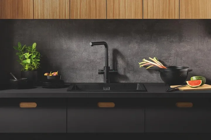 Смеситель для кухни с подключением к фильтру Grohe BLUE PURE MINTA 30590KF0 черный Киев - изображение 8