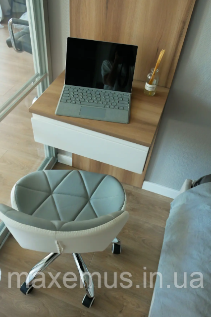 Офисное кресло для работы за компьютером B-531 ортопедическое кресло для дома и офиса бело серое Мостиска - изображение 8