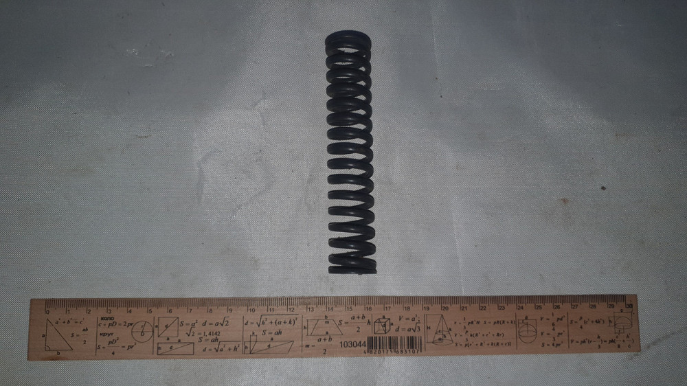 Пружина стиснення 25х123х3 мм. СССР. Харків - фото 1