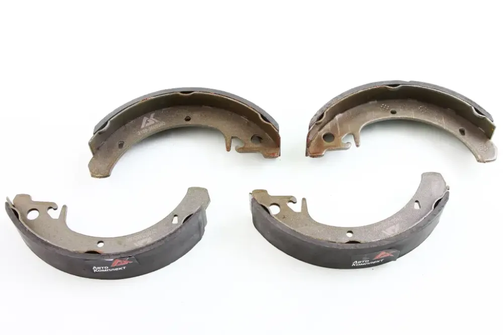 Колодки 2108 задние Авто Комплект Винница - изображение 1