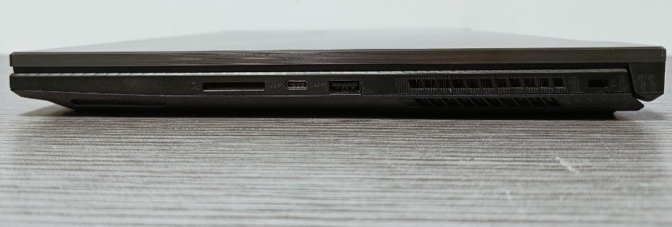 Ноутбук Игровой ASUS ROG 4K AMOLED !!! RTX 2070 8Gb / i7-10750H / RAM16GB/ SSD Киев - изображение 1