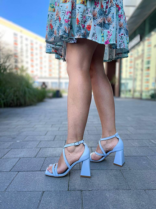 LIRIO Босоніжки жіночі шкіряні літні на підборах блакитні відкриті LIRIO L0195 з квадратним нос Коломия - фото 7