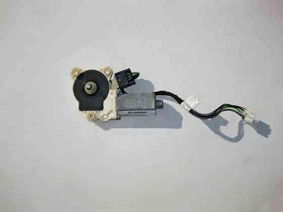 Mercedes-Benz  A2118202942 Моторчик переднього склопідйомника C-Class W203 S-Class W220 E-Class W211 CLC C203 Одеса