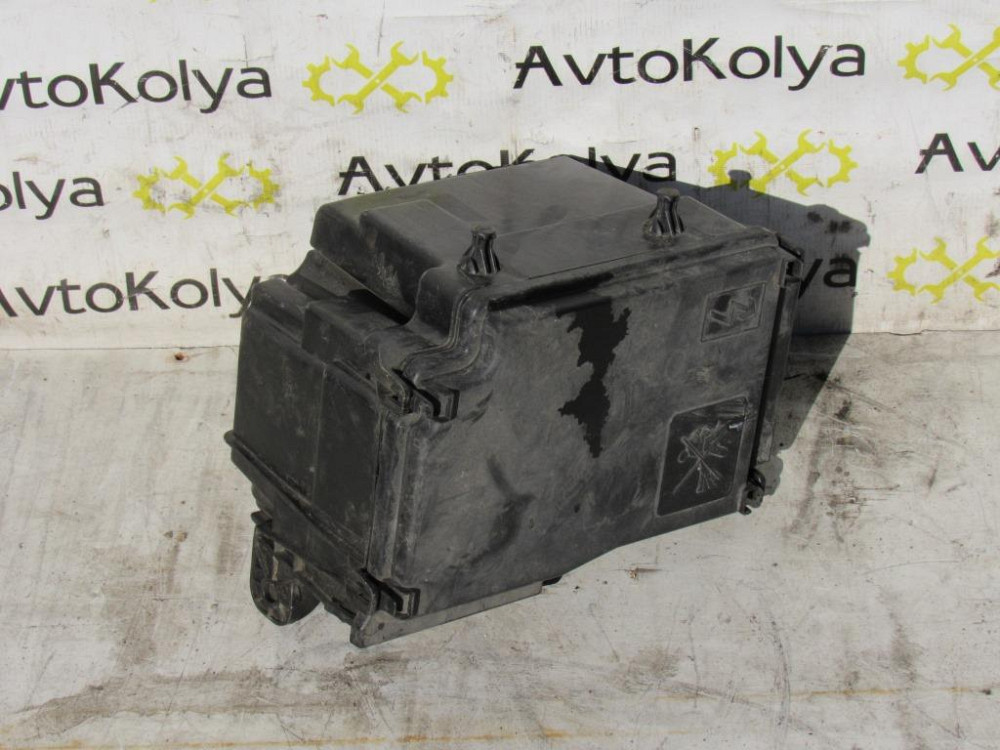 Корпус блоку запобіжників Renault Trafic III 2014-2021 Ковель - фото 2