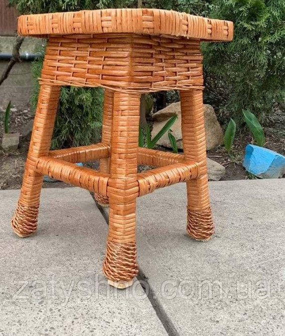 Стільчик низький плетений кавовий Київ - фото 5