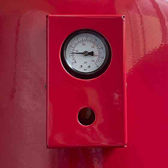 Бак Optima cal-pro для систем опалення 150л  10bar вертик. ( з манометром ) Київ