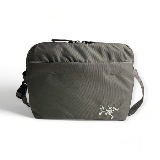 Сумка через плече Arcteryx Heliad 6L Crossbody темно-зелений Запоріжжя - фото 2