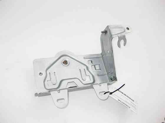 Mercedes-Benz  A1665457240 Кронштейн блоків керування дверима багажника та причіпним пристроєм GL GLS X166 Одеса