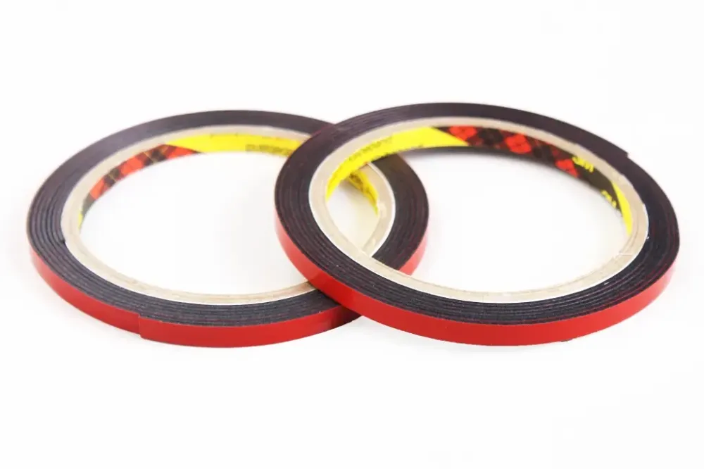 Скотч 2-сторонний черный 1.1мм 3M пеноакриловый  6мм х 2м Винница - изображение 1