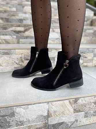 Vesna Жіночі черевики VESNA чорні натуральна замша 37р.-24см. 39р.-25,5см. (1108) Коломыя