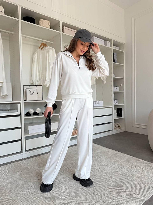 Жіночий костюм sport-chic з трикотажу 2-х нитка, високий комір, демісезон, молочний, розмір 46/48 Лубни - фото 3