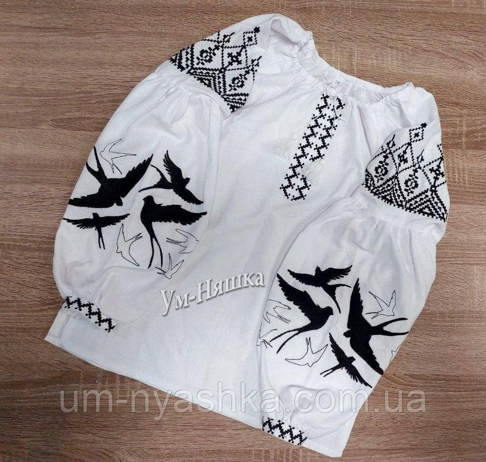 Жіноча вишиванка з чорною вишивкою на домотканному полотні Ластівки Кривий Ріг - фото 1