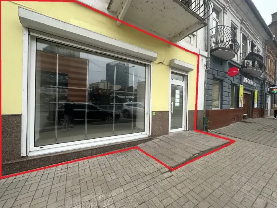 Червона лінія, центр міста. Був "ПриватБанк" Ремонт як на фото Дніпро