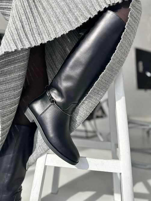 Olli Стильні чоботи жіночі зимові на низькому ходу шкіряні C-2-1590 чорні теплі євро-хутро (612 Коломыя - изображение 1