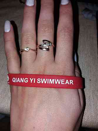 Силиконовый браслет на руку красный Киев