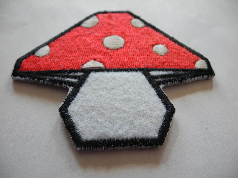 Нашивка Мухомор (оригами) Запоріжжя - фото 2