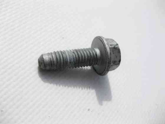 Mercedes-Benz  N000000007953 Болт із шестигранною головкою M8X25 C-Class W205 E-Class W213 C238 GLC C253 GLC X253 Одесса