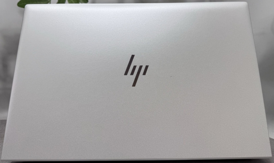 HP EliteBook 850 G8 /i5-1145G7/ 16GB / 512GB SSD /15.6