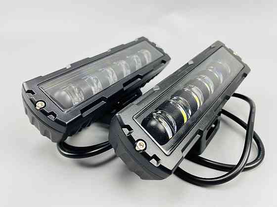 Прямокутна протитуманна світлодіодна лампа для позашляховиків фара 30W LED 6 Led діодів 3D лінза 9-32V Мукачево