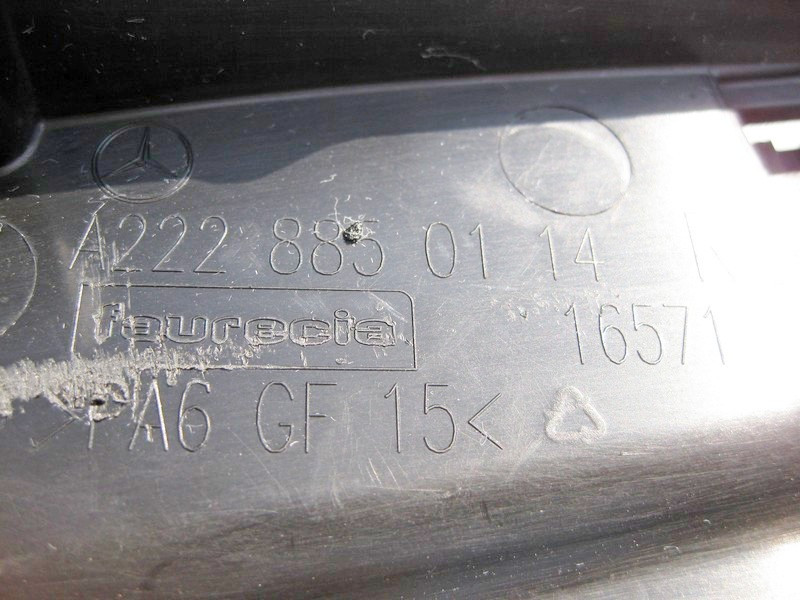 Mercedes-Benz  A2228850114 Утримувач правої фальш насадки випускної труби на задньому бампері S-Class W222 Одесса - изображение 3