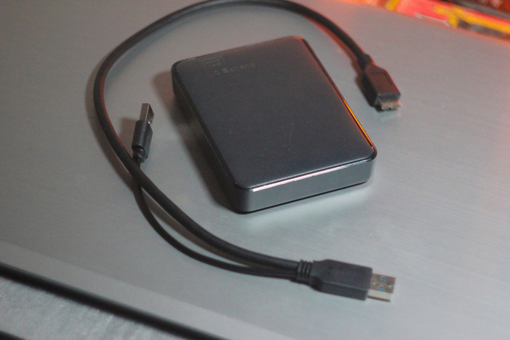 Внешний HDD 4.0Tb USB 3.0 диск Western Digital Elements Portable 2.5