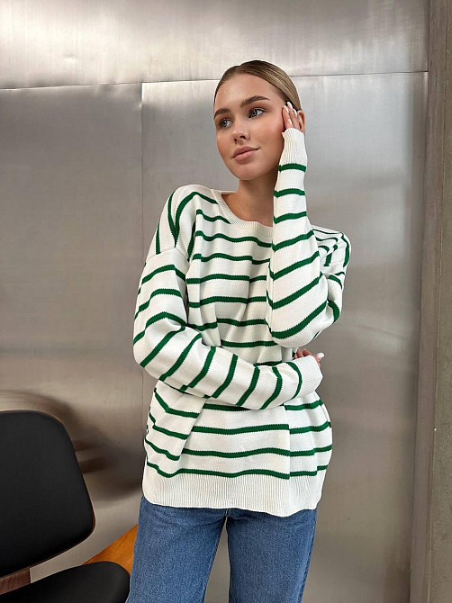 Жіночий базовий смугастий светр оверсайз шерсть 70% акрил 30% Білий 2 Одеса - фото 8