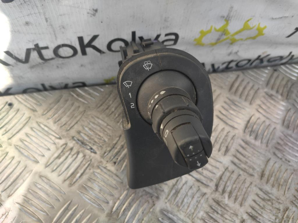 Підкермовий перемикач правий Renault Kangoo 2008-2013 (88103006) Ковель - фото 2