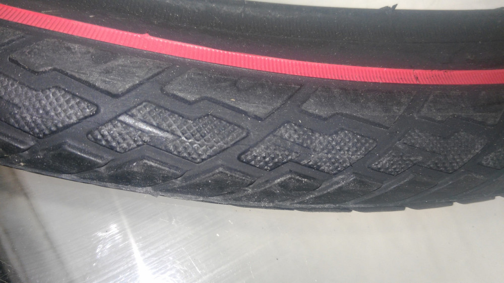 Велосипедная шина 26 * 1,75 (SA-225 Red strip) -Индонезия Мукачево - изображение 1