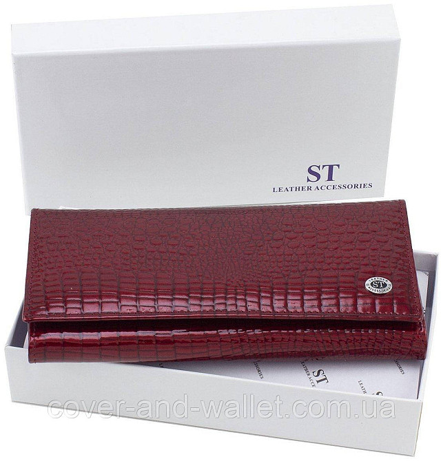 Довгий жіночий гаманець бордового кольору з лакової шкіри під рептилію ST Leather Київ - фото 8