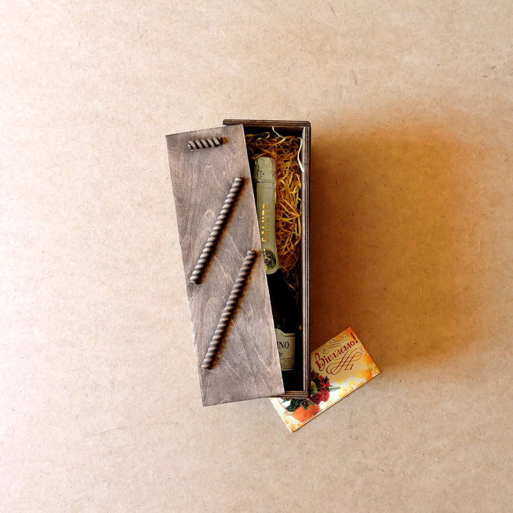 Подарочная коробка 