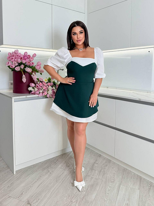 Женское стильное комбинированное мини платье с квадратным вырезом костюмка + 100% белый коттон Изумрудный, 54/56 Одесса - изображение 2
