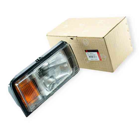 Фара правая желто-белый поворот 2105 Мукачево