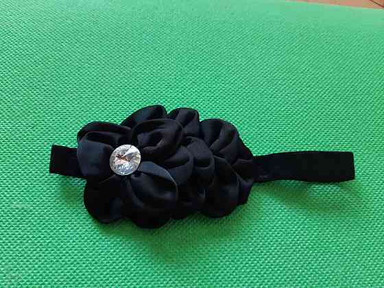 Ошатна пов'язка дитяча чорна - квітка 10см, розмір універсальний (на резинці) Київ
