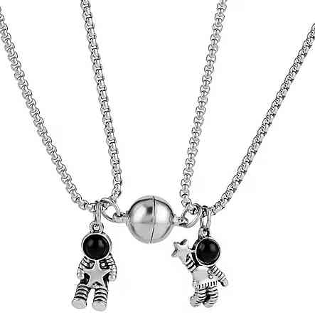 Парные кулоны космонавты магнитные на цепочке, подвески для влюбленных Киев