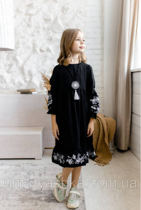 Плаття вишиванка чорне Еля Кривий Ріг - фото 2