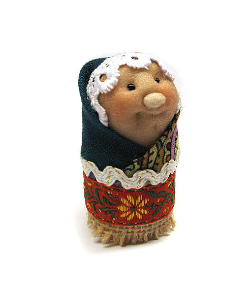 Игольница деревянная сувенирная Бабушка Киев - изображение 1