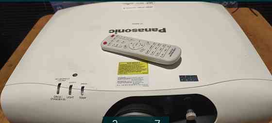 Лазерний проєктор Panasonic PT-RW330U Київ