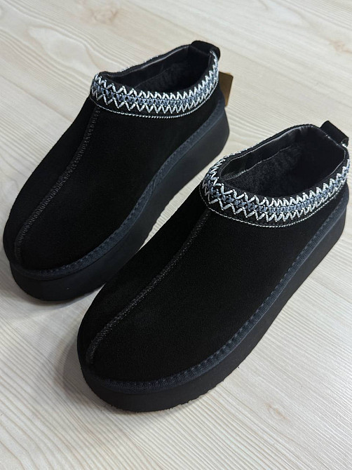 Уггі жіночі Itts 1702-1 капці на платформі замшеві з вишивкою чорні, 38, 24 см Київ - фото 15