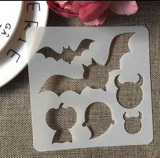 Трафарет Хеллоуин Летучие мыши 13 на 13 см серый Киев