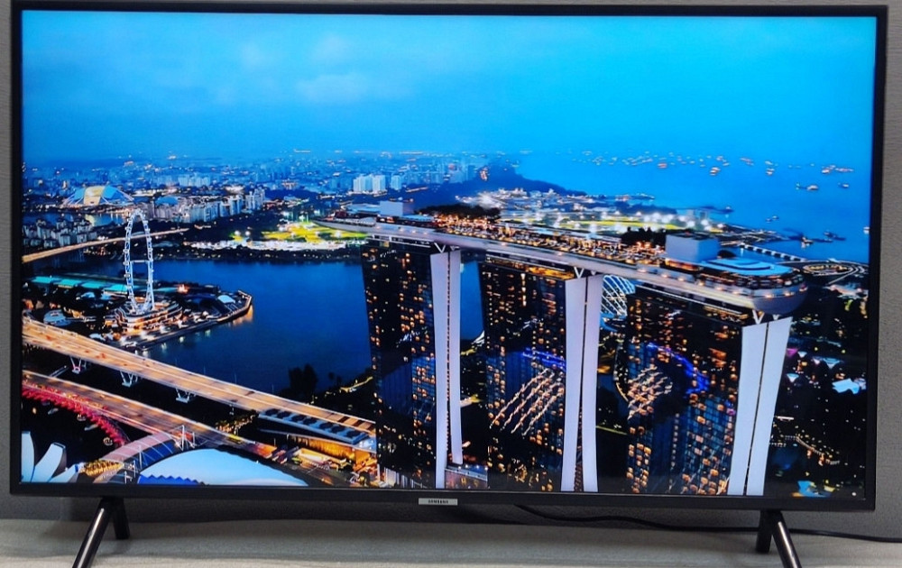Телевизор: Samsung UE43NU7099U 4K Ultra HD Smart TV WiFi (2018) Харьков - изображение 4