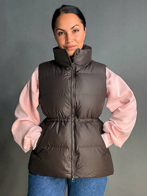 Жилетка женская Lady Yep 10006 длинная с затяжкой на талии коричневая, коричневый, 44 Киев - изображение 11