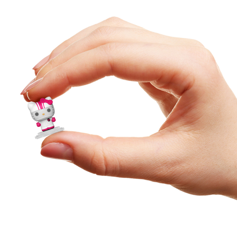 Набір фігурок Bitty POP! Rides серії Sanrio - Хелоу Кітті та перегоновий автомобіль Днепр - изображение 6