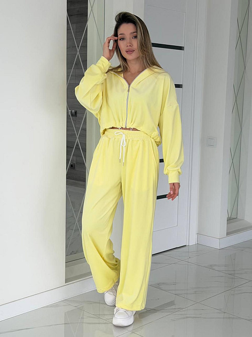 Жіночий сильний повсякденний велюровий костюм-двійка Лимонний, 42/44 Одеса - фото 1