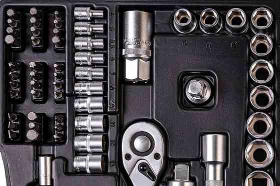 Набір насадок торцевих MASTERTOOL PROFI CrV 1/4"-1/2" тріскачка 72Т 72 шт. кейс 78-5072-PF Рівне