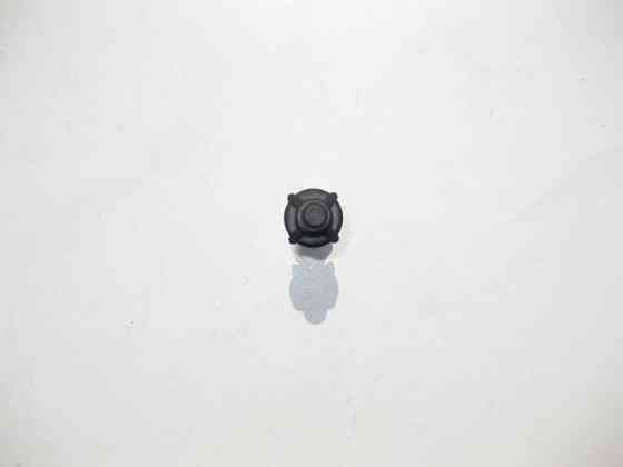 Mercedes-Benz  A0009930860 Пластиковий палець - кріплення блоку керування двигуна Одесса