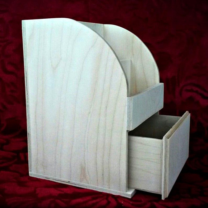 Бюро для бумаг 